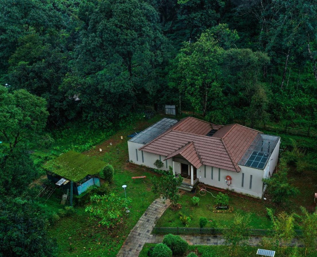 Abad Brookside Wayanad Hotell Vythiri Exteriör bild